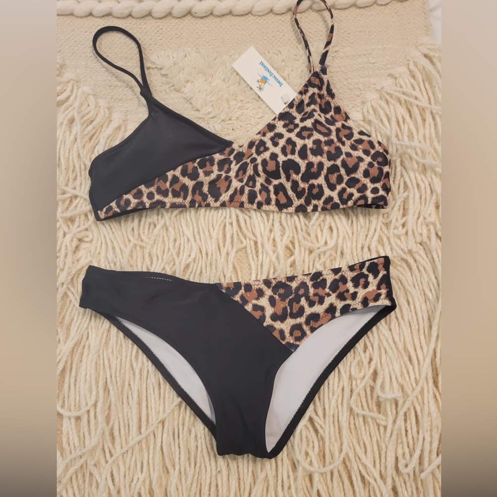 Swim suit